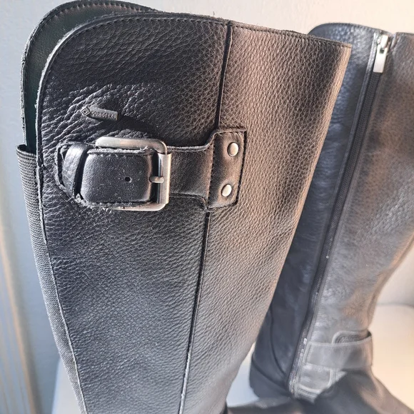 Clarks Black Leather Winter Boots - Picture 2 of 7